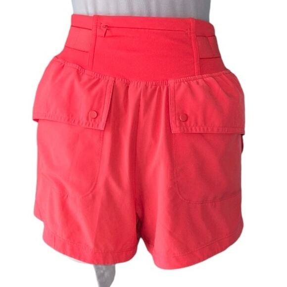 NWOT Zella High Rise 4 Pocket Take A Hike Trail Shorts in Red Cayenne XS - Picture 3 of 9